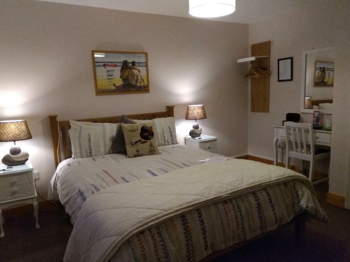 كيلكيني Twin Oaks Bed & Breakfast المظهر الخارجي الصورة