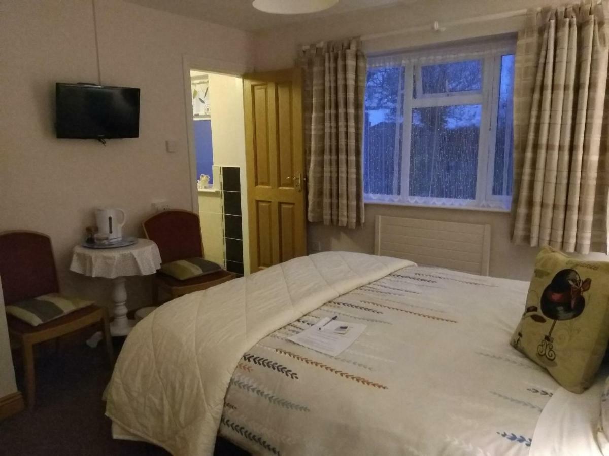 كيلكيني Twin Oaks Bed & Breakfast المظهر الخارجي الصورة